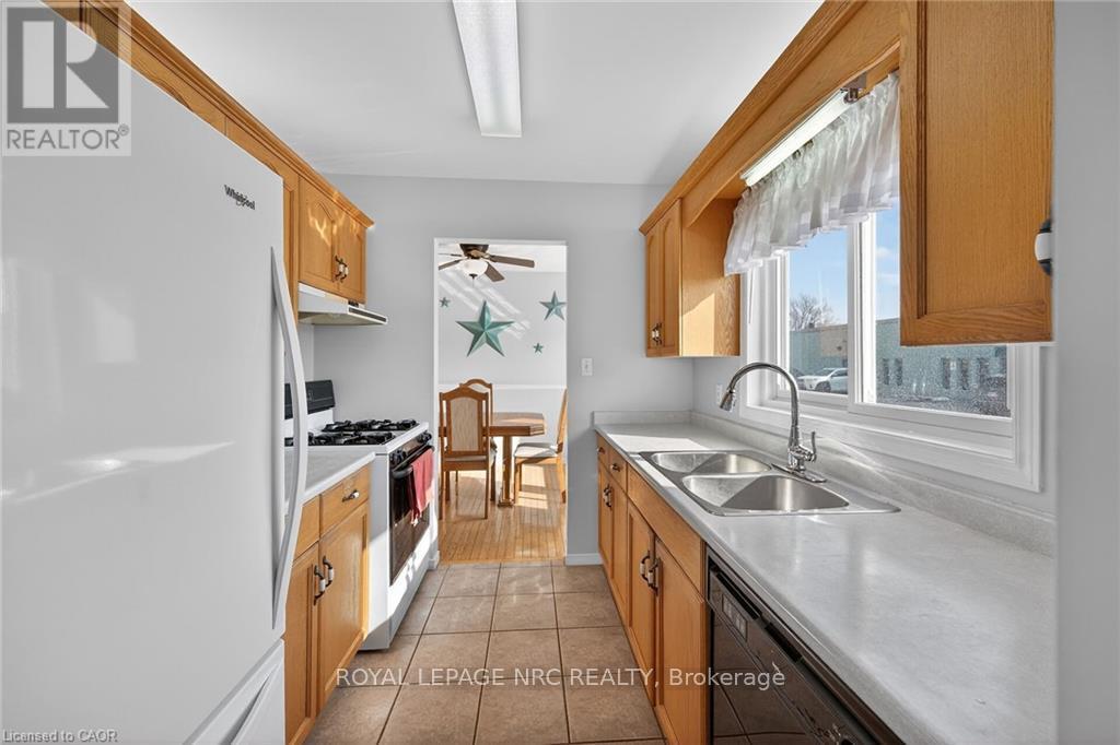 115 Forest Street E, Haldimand, Ontario  N1A 1B9 - Photo 16 - X12836320