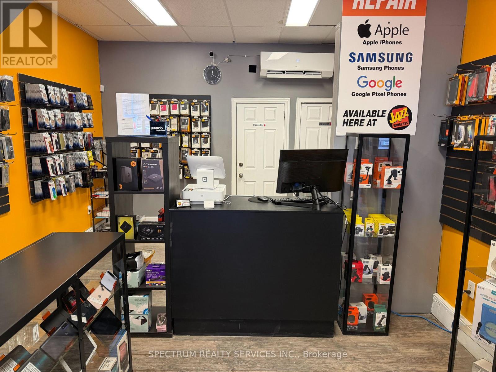 50 Argyle Street, Haldimand, Ontario N3W 1B9 - Photo 3 - X12836376