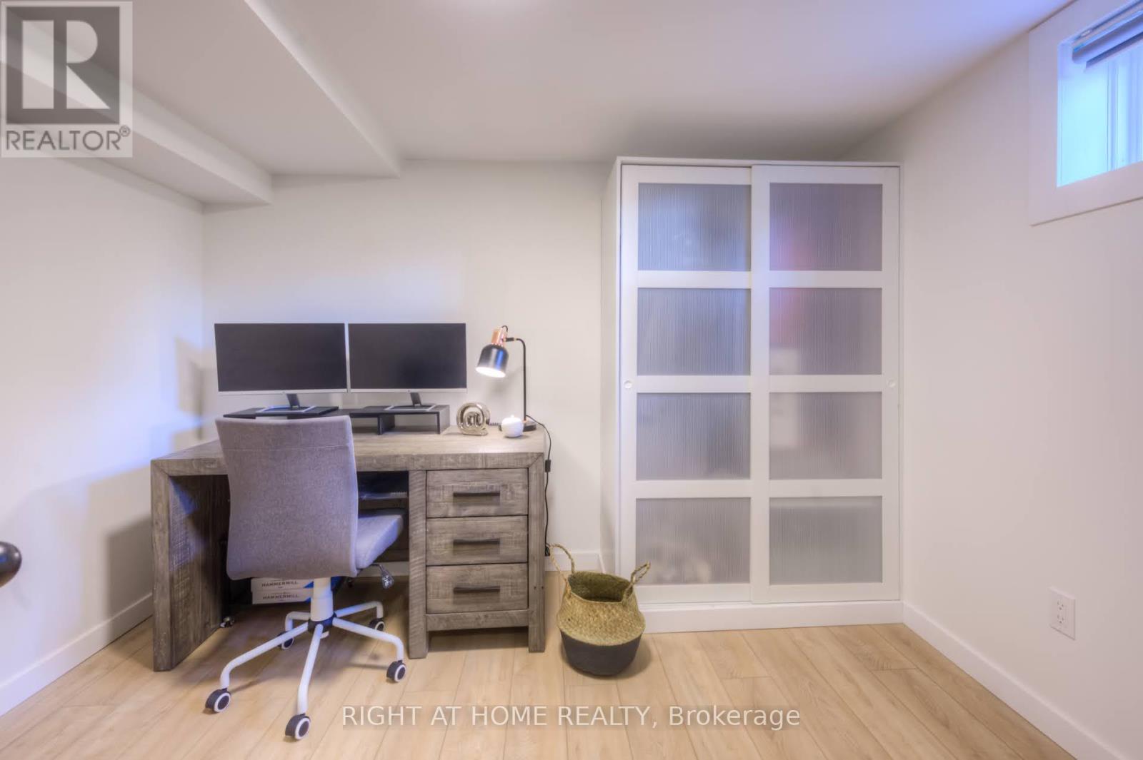 Unit B - 56 Crescent Road, Cambridge, Ontario  N3C 2J4 - Photo 8 - X12836390