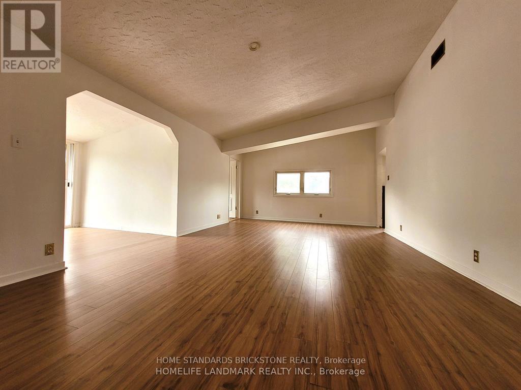 195 Dundas Street W, Quinte West, Ontario  K8V 3R3 - Photo 12 - X12836494