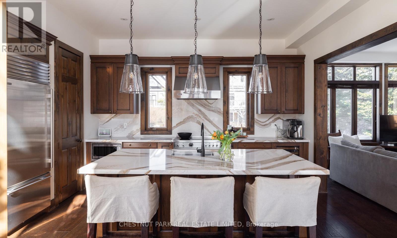 146 National Drive, Blue Mountains, Ontario  L9Y 0B7 - Photo 14 - X12836496