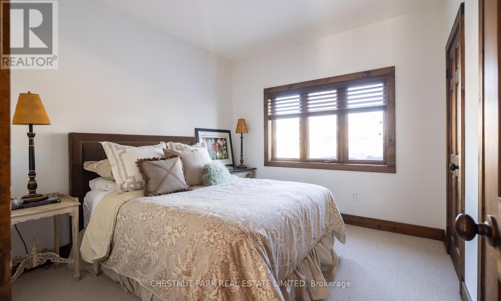 146 National Drive, Blue Mountains, Ontario  L9Y 0B7 - Photo 36 - X12836496