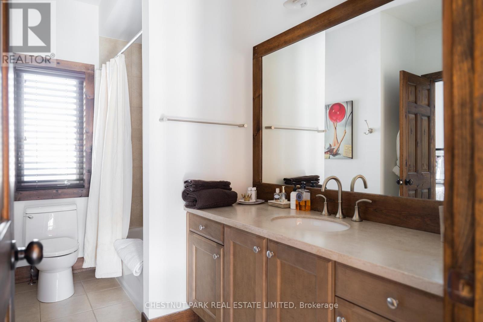 146 National Drive, Blue Mountains, Ontario  L9Y 0B7 - Photo 37 - X12836496