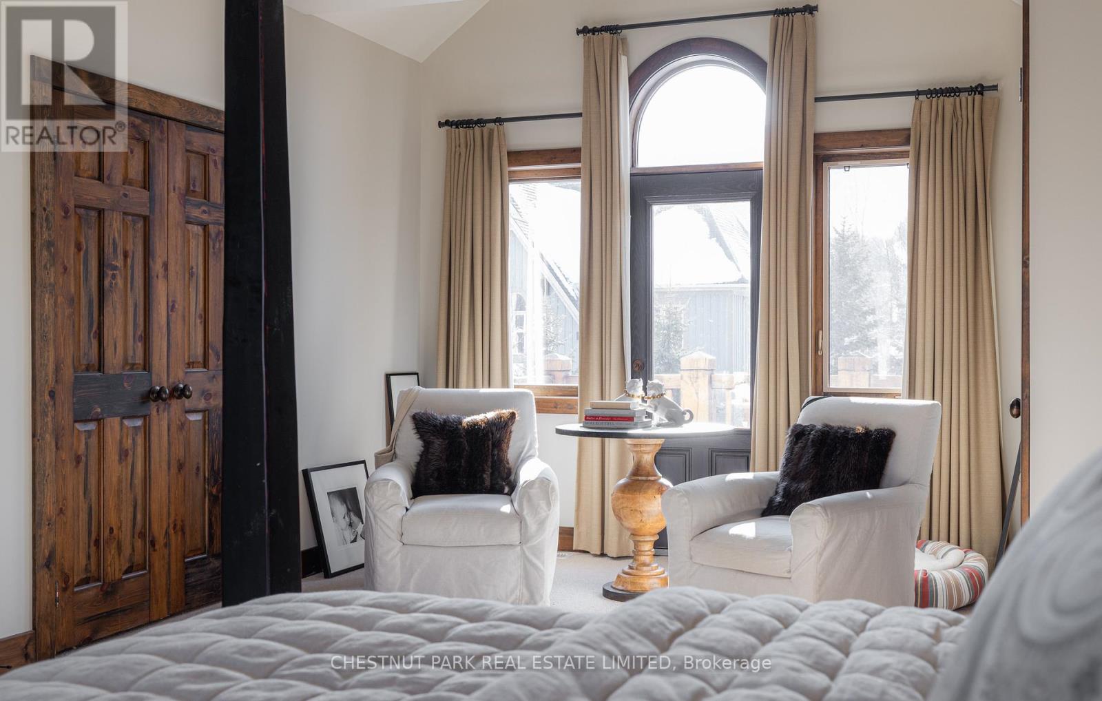 146 National Drive, Blue Mountains, Ontario  L9Y 0B7 - Photo 5 - X12836496