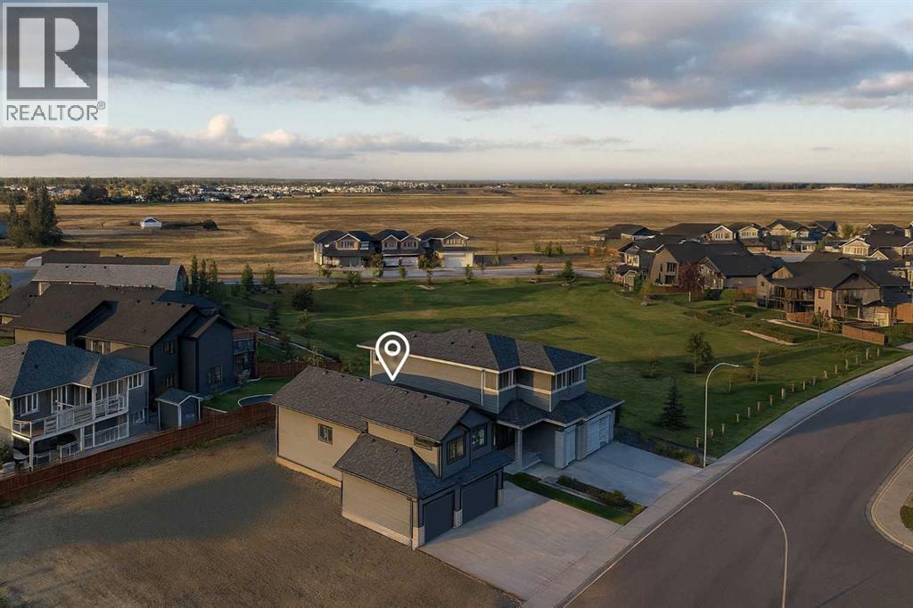 643 Sixmile Crescent S, Lethbridge, Alberta  T1K 8G4 - Photo 2 - A2258819