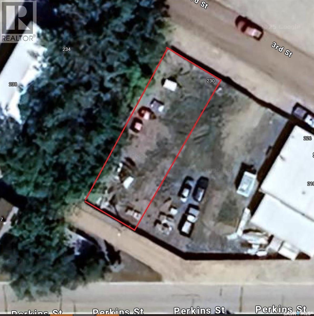 230 3rd Street, Estevan, Saskatchewan  S4A 2A3 - Photo 1 - SK029527