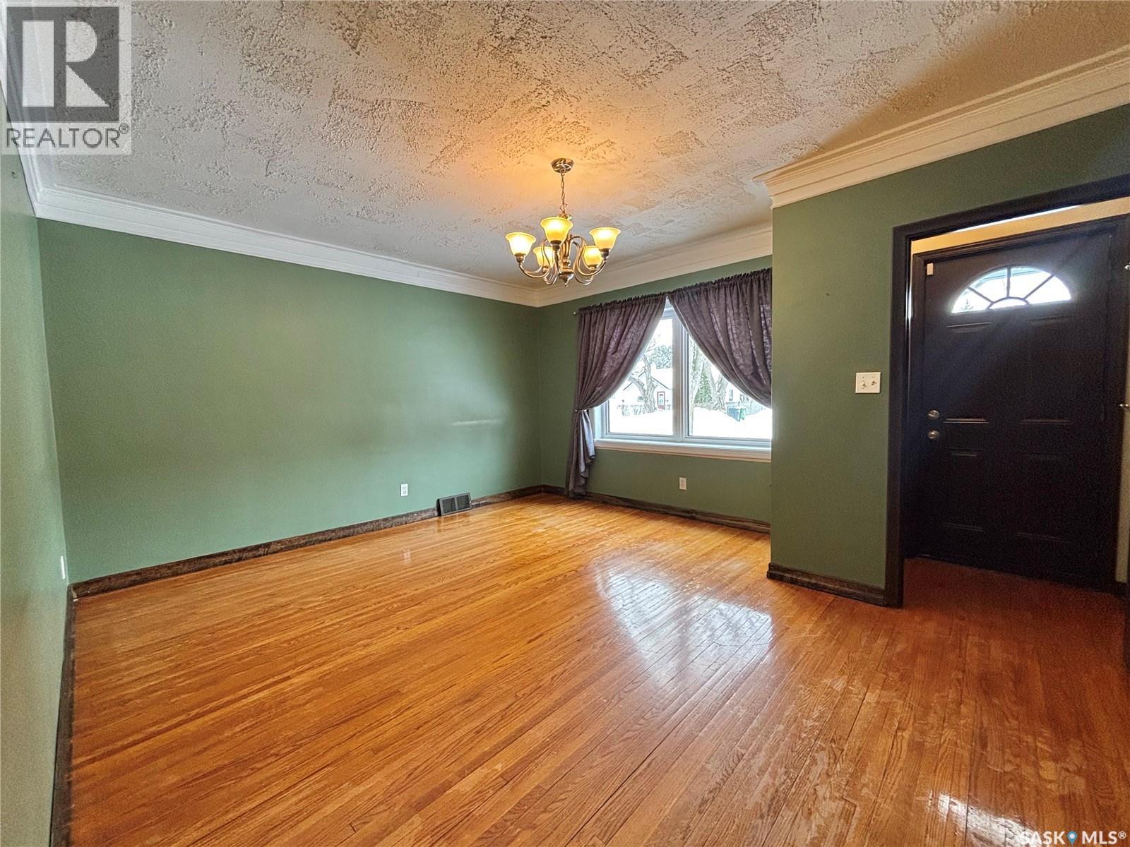 47 James Avenue, Yorkton, Saskatchewan  S3N 2C3 - Photo 18 - SK029525