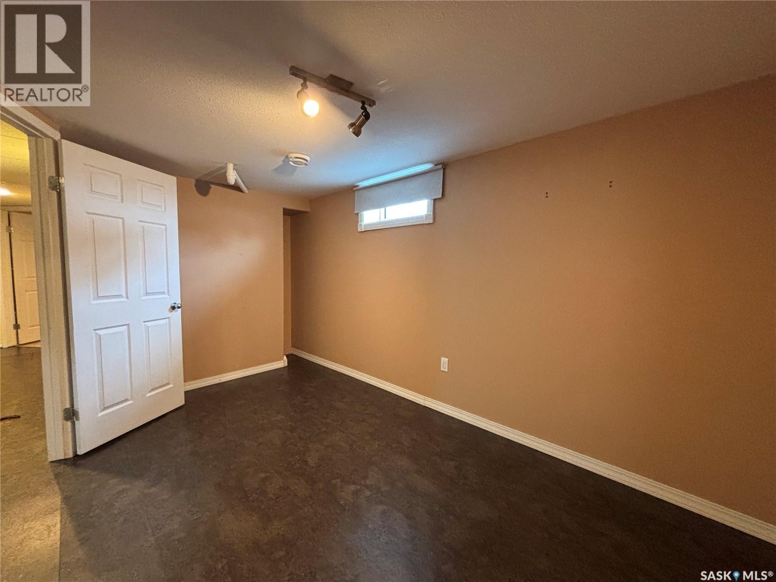 47 James Avenue, Yorkton, Saskatchewan  S3N 2C3 - Photo 34 - SK029525