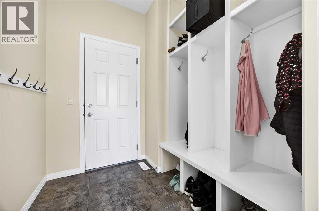 46 Heritage Landing, Cochrane, Alberta  T4C 0E3 - Photo 19 - A2289234