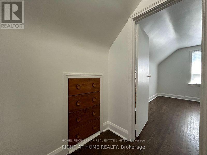 50 Moore Park Avenue, Toronto, Ontario  M2M 1M9 - Photo 13 - C12835156