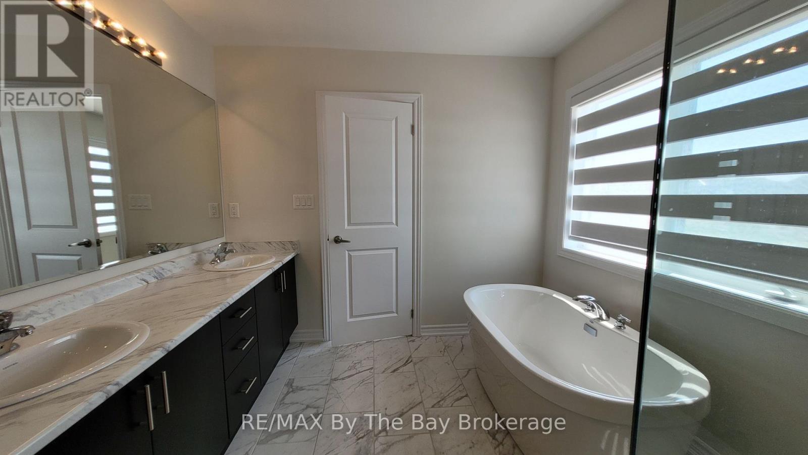 90 Sun Valley Avenue, Wasaga Beach, Ontario L9Z 0H8 - Photo 13 - S12836578