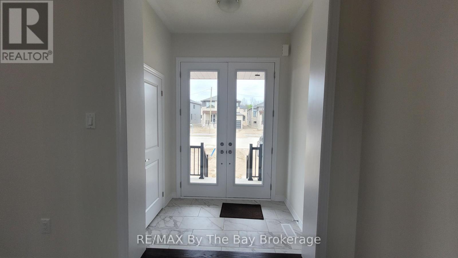 90 Sun Valley Avenue, Wasaga Beach, Ontario L9Z 0H8 - Photo 34 - S12836578