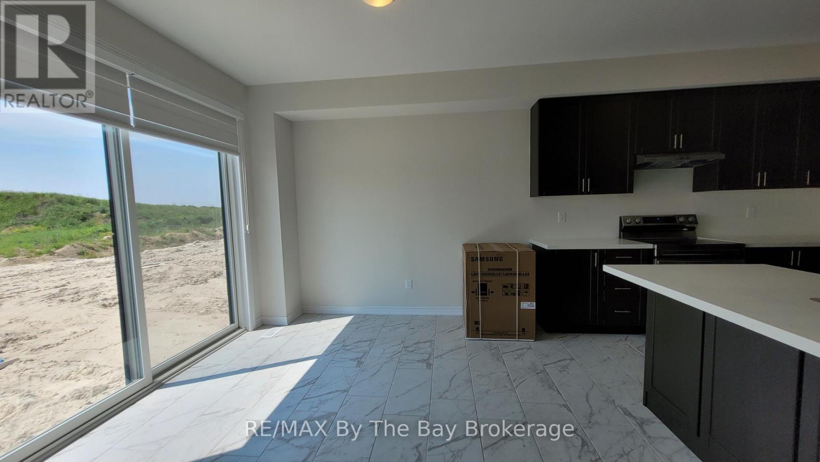 90 Sun Valley Avenue, Wasaga Beach, Ontario L9Z 0H8 - Photo 6 - S12836578