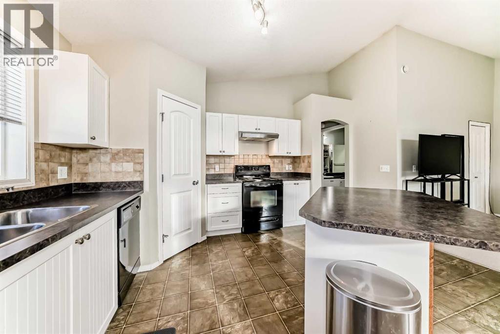 205, 20 Panatella Landing Nw, Calgary, Alberta T3K 0K8 - Photo 8 - A2270242