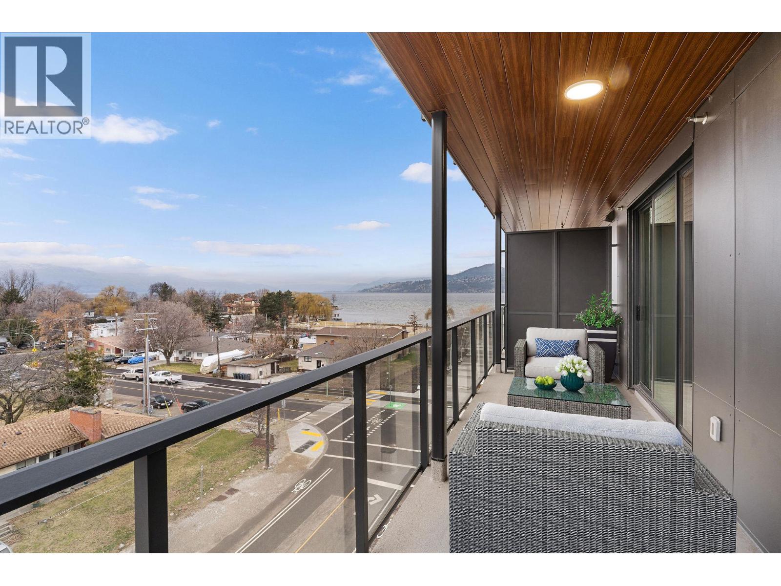 3051 Abbott Street Unit# 310, Kelowna, British Columbia V1Y 0P1 - Photo 2 - 10375591