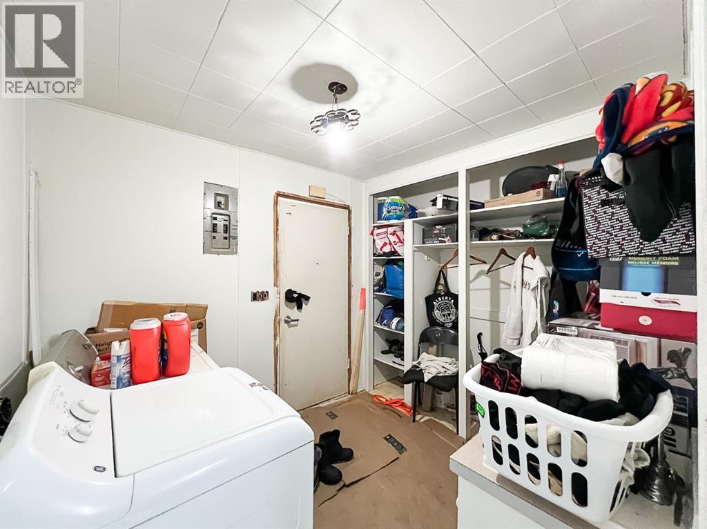 5420 Gravel Avenue, Donnelly, Alberta  T0H 1G0 - Photo 15 - A2273668