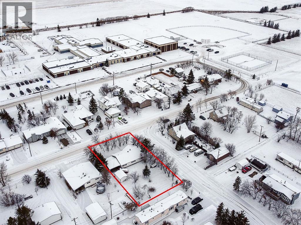 5420 Gravel Avenue, Donnelly, Alberta  T0H 1G0 - Photo 19 - A2273668