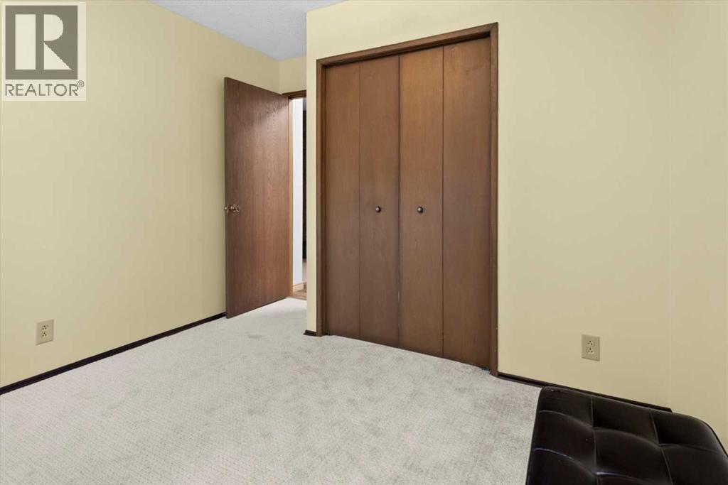 206 Lake Fraser Place Se, Calgary, Alberta  T2J 3T5 - Photo 28 - A2289350