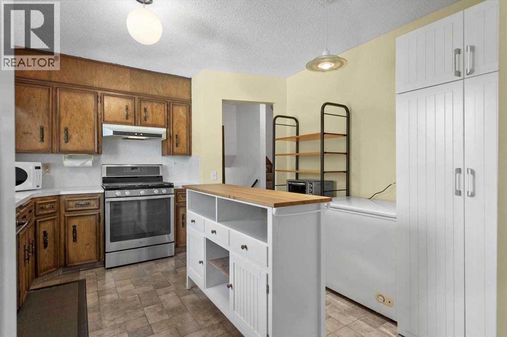 206 Lake Fraser Place Se, Calgary, Alberta  T2J 3T5 - Photo 14 - A2289350