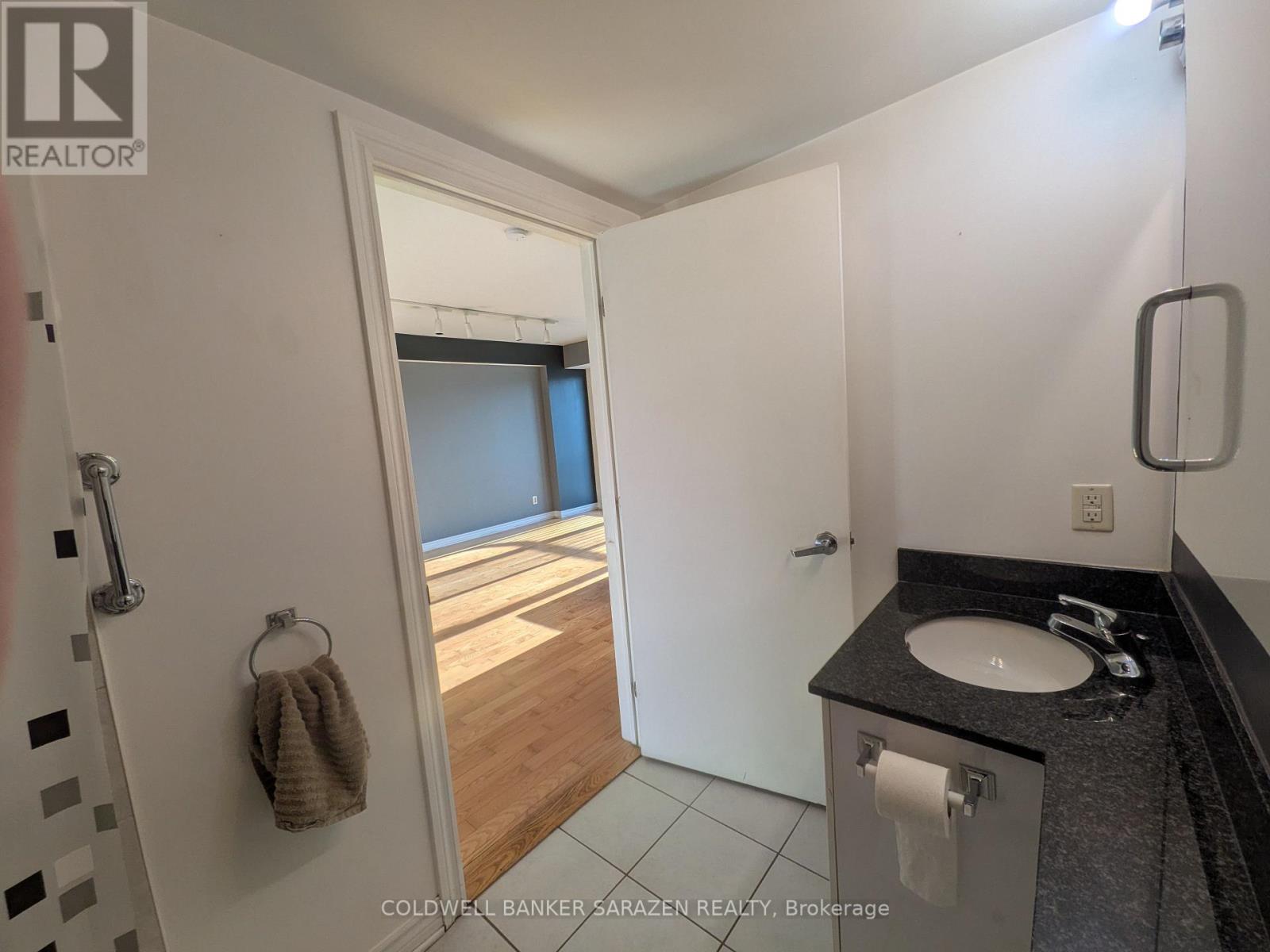 605 - 200 Rideau Street, Ottawa, Ontario K1N 5Y1 - Photo 10 - X12836558