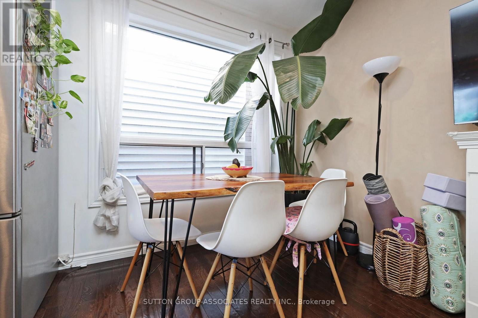 20 Ashdale Avenue, Toronto, Ontario  M4L 2Y7 - Photo 17 - E12836336