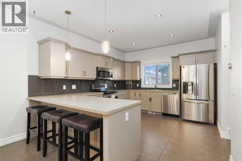 104 Collicott Drive, Fort Mcmurray, Alberta  T9K 2W8 - Photo 4 - A2266073