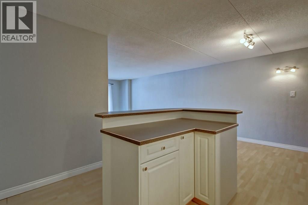 506, 735 12 Avenue Sw, Calgary, Alberta  T2R 1J7 - Photo 6 - A2287042