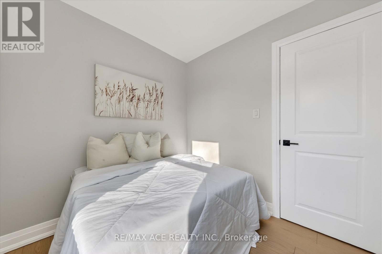 37 Secord Avenue, Toronto, Ontario  M4C 2C4 - Photo 20 - E12836554