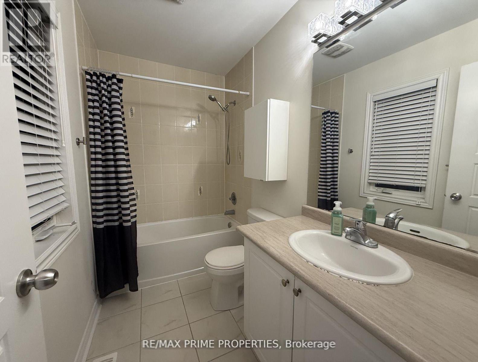 389 William Forster Road, Markham, Ontario  L6B 0X5 - Photo 24 - N12836550