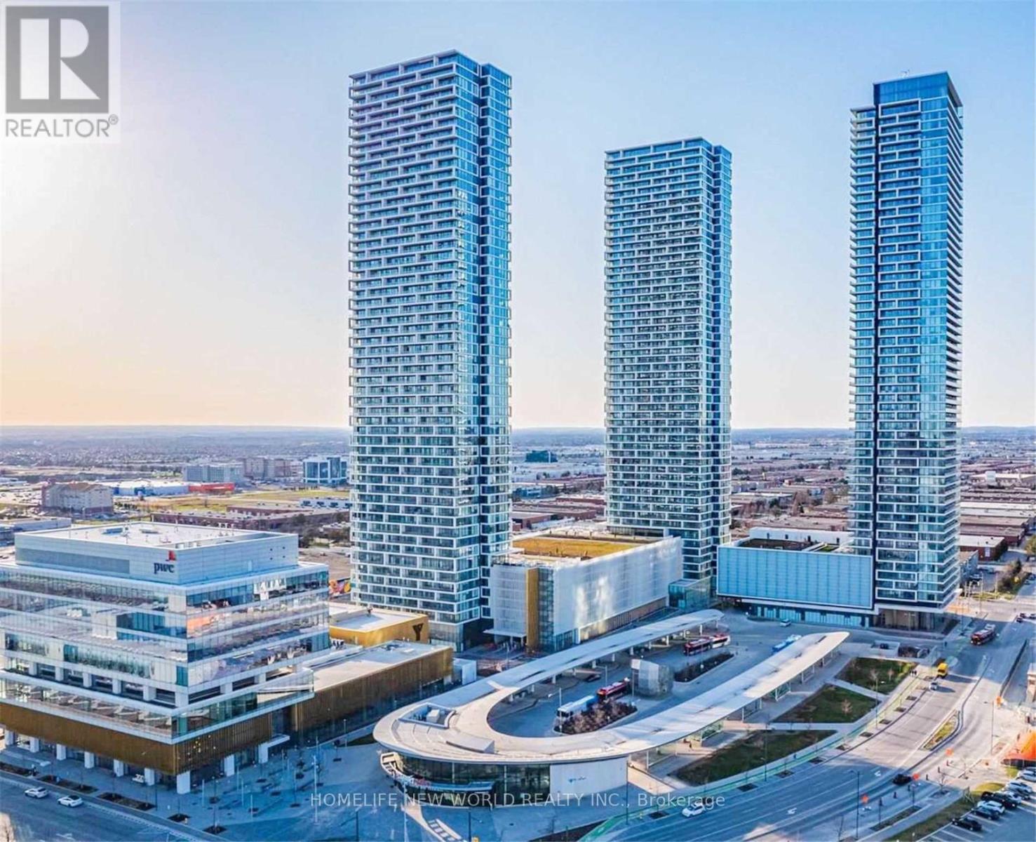 4911 - 5 Buttermill Avenue, Vaughan, Ontario  L4K 0J5 - Photo 2 - N12836566