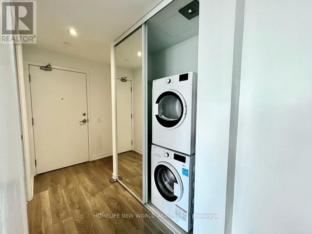 4911 - 5 Buttermill Avenue, Vaughan, Ontario  L4K 0J5 - Photo 9 - N12836566