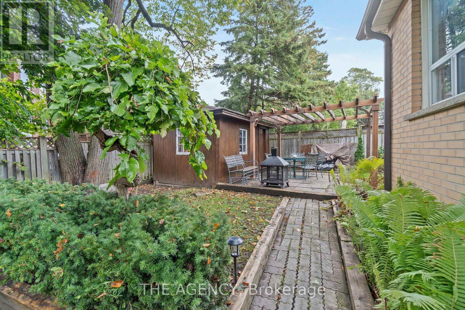 178 Millpond Court, Richmond Hill, Ontario  L4C 4W5 - Photo 40 - N12836584