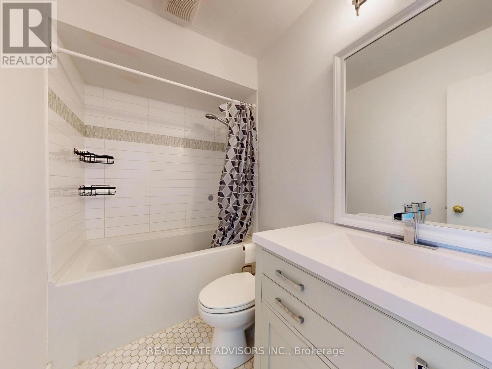 11 Hammell Boulevard, New Tecumseth, Ontario  L0G 1W0 - Photo 18 - N12836612