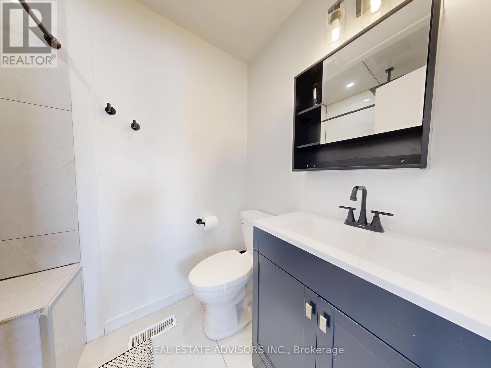 11 Hammell Boulevard, New Tecumseth, Ontario  L0G 1W0 - Photo 23 - N12836612