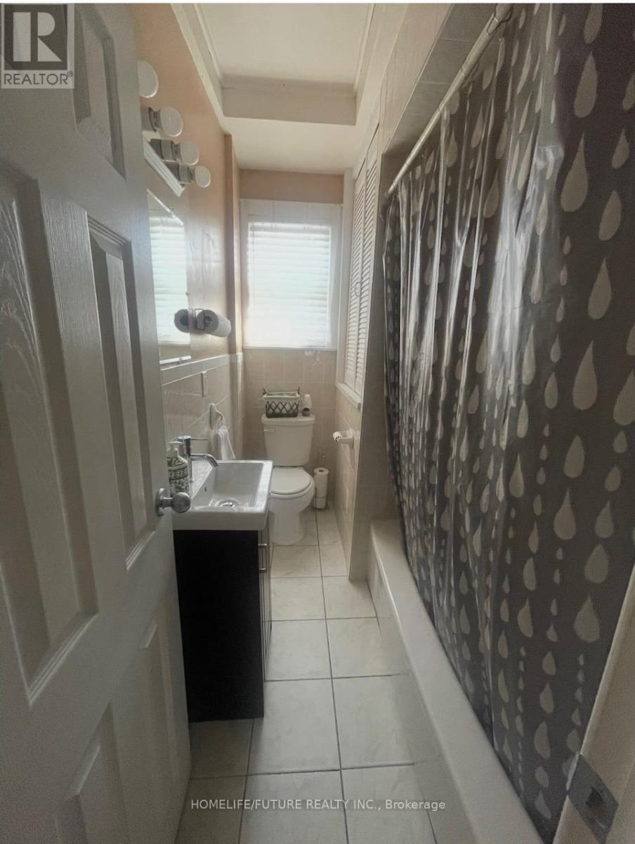 4 Commonwealth Avenue, Toronto, Ontario  M1K 4J8 - Photo 6 - E12831656