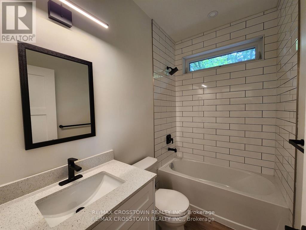 Gdn Ste - 120 Dundonald Street, Barrie, Ontario  L4M 3T6 - Photo 10 - S12836592