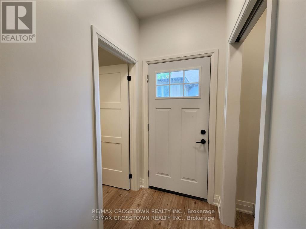 Gdn Ste - 120 Dundonald Street, Barrie, Ontario  L4M 3T6 - Photo 9 - S12836592