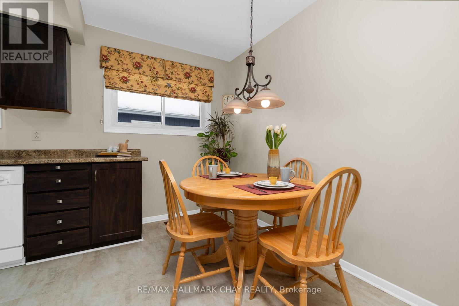 13 Grand Place, Barrie (Allandale Heights), Ontario  L4N 4Y3 - Photo 9 - S12836614