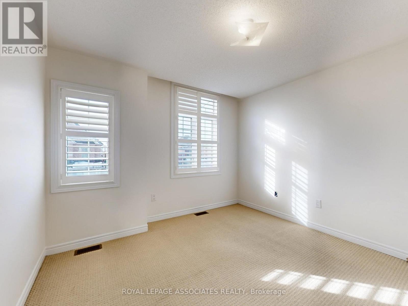 10 Lloyd Crescent, Brampton, Ontario  L7A 4J5 - Photo 34 - W12836552