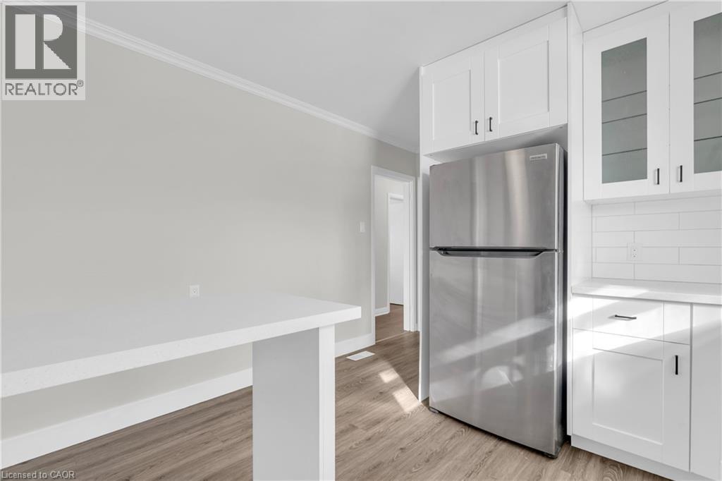 220 Bruce Street, Kitchener, Ontario  N2B 1Z3 - Photo 13 - 40807590