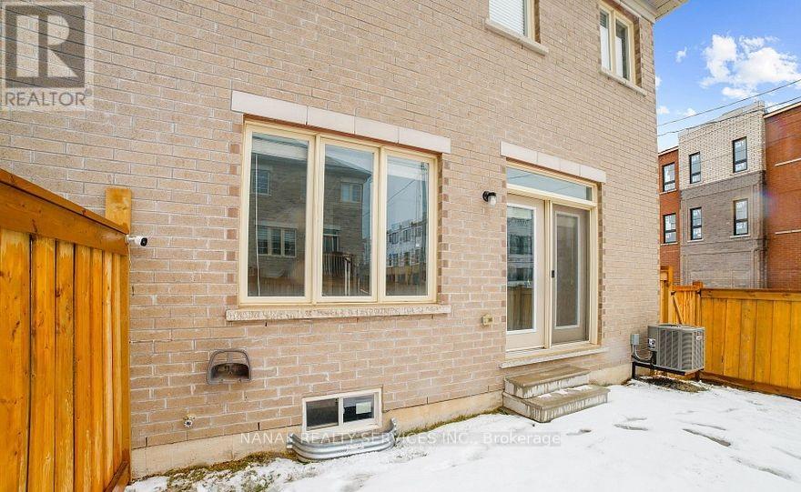 77 Great Falls Boulevard, Hamilton, Ontario  L8B 1Y5 - Photo 23 - X12836582