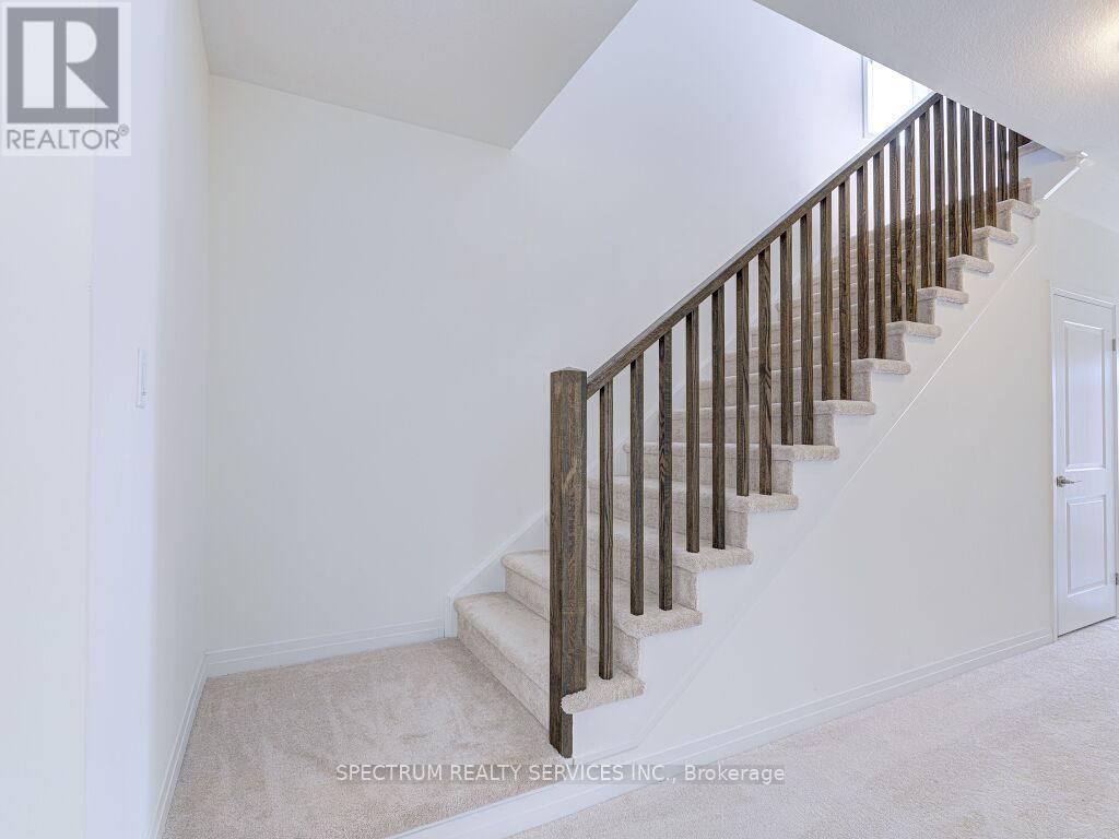 44 Dennis Avenue, Brantford, Ontario  N3V 0B9 - Photo 10 - X12836600