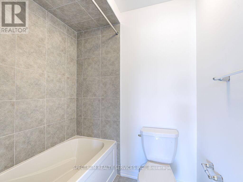 44 Dennis Avenue, Brantford, Ontario  N3V 0B9 - Photo 35 - X12836600