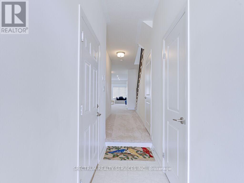 44 Dennis Avenue, Brantford, Ontario  N3V 0B9 - Photo 7 - X12836600