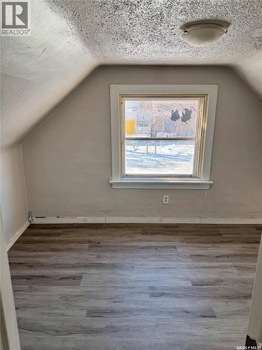 1137 Mctavish Street, Regina, Saskatchewan  S4T 3V6 - Photo 7 - SK029544