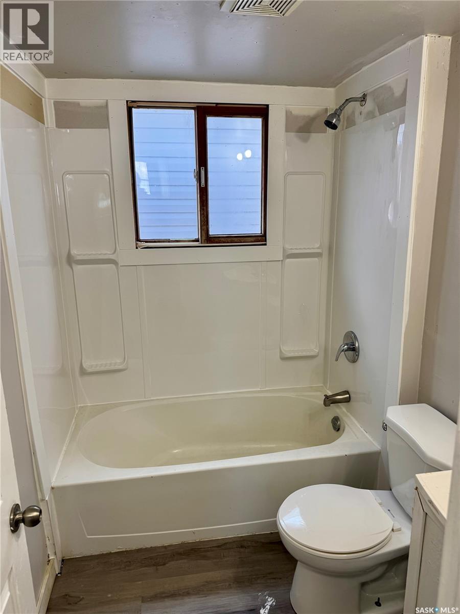 1137 Mctavish Street, Regina, Saskatchewan  S4T 3V6 - Photo 9 - SK029544