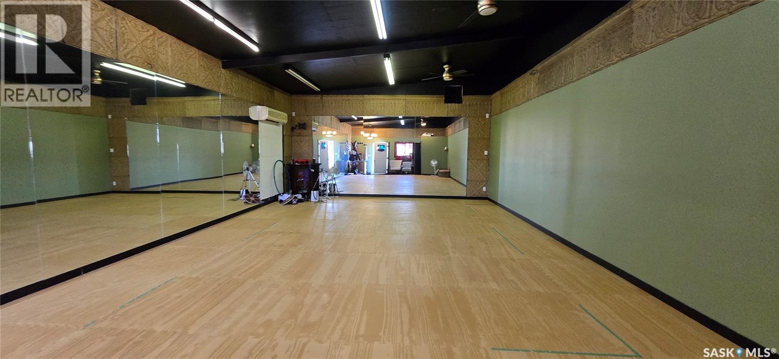 218 3rd Street, Estevan, Saskatchewan  S4A 0N7 - Photo 6 - SK029532