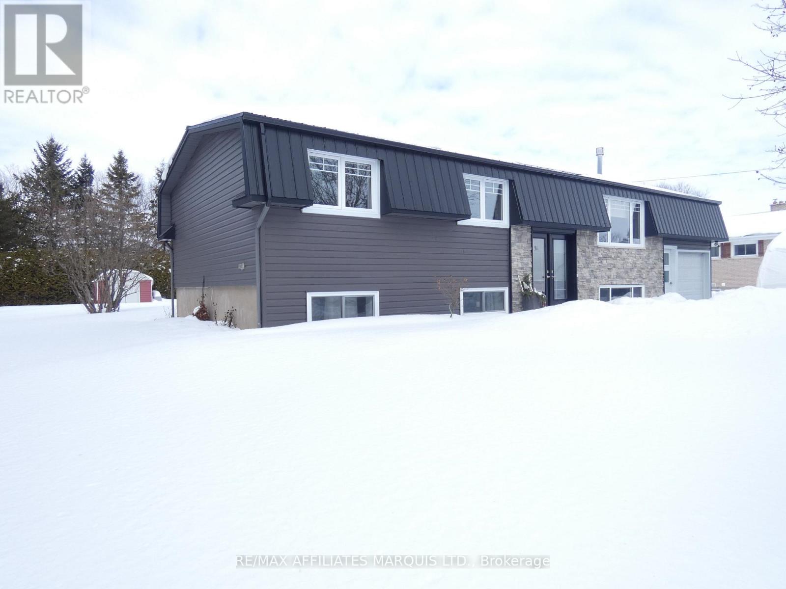 20391 PARK CRESCENT, South Glengarry, Ontario
