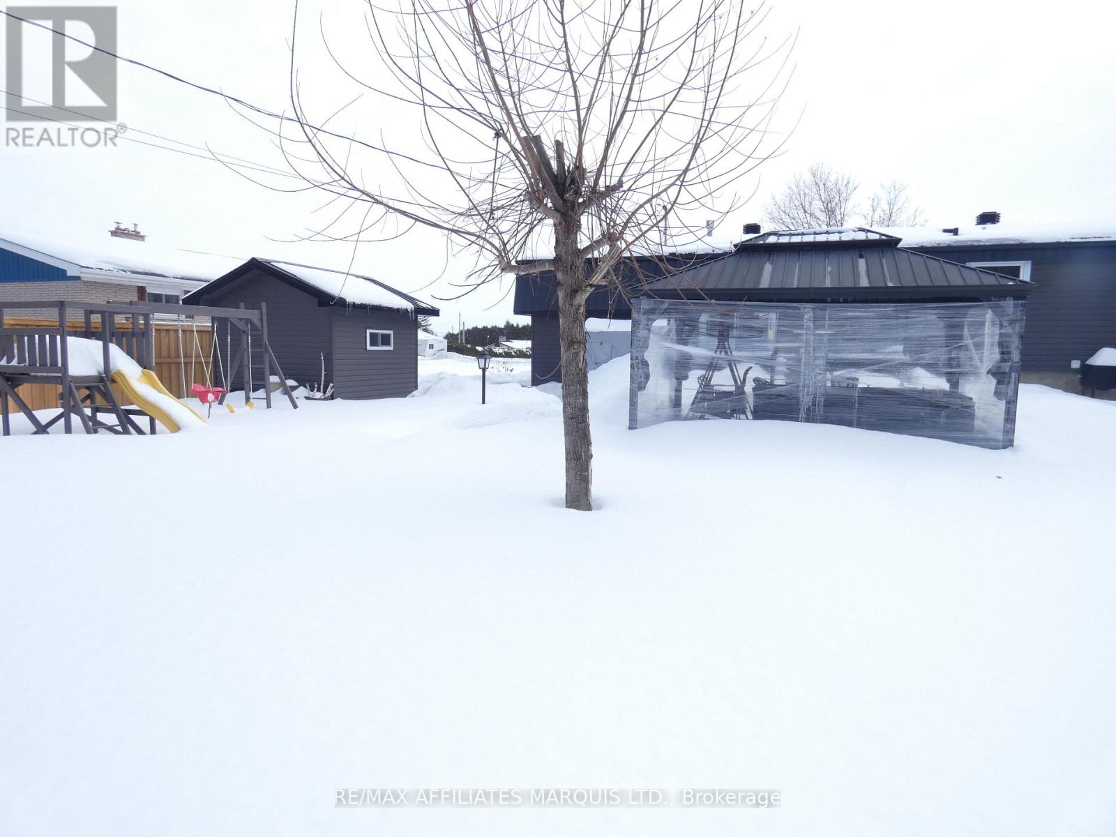 20391 Park Crescent, South Glengarry, Ontario K0C 1L0 - Photo 28 - X12836702