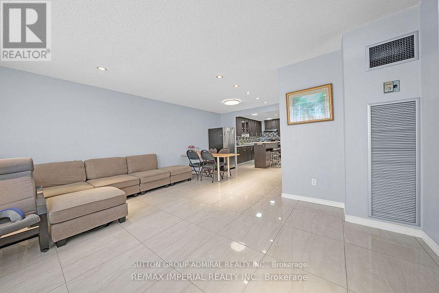 Ph12 - 10 Tobermory Drive, Toronto, Ontario M3N 2Y5 - Photo 10 - W12835904